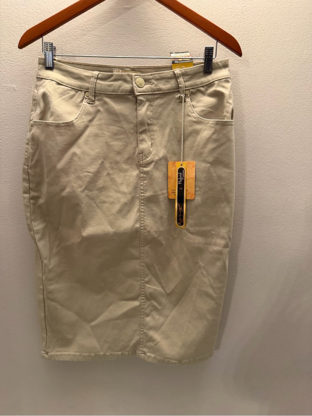 Hybrid & Company Womens Hyper Stretch Khaki Tan Pencil Midi Skirt Size 12 NWT